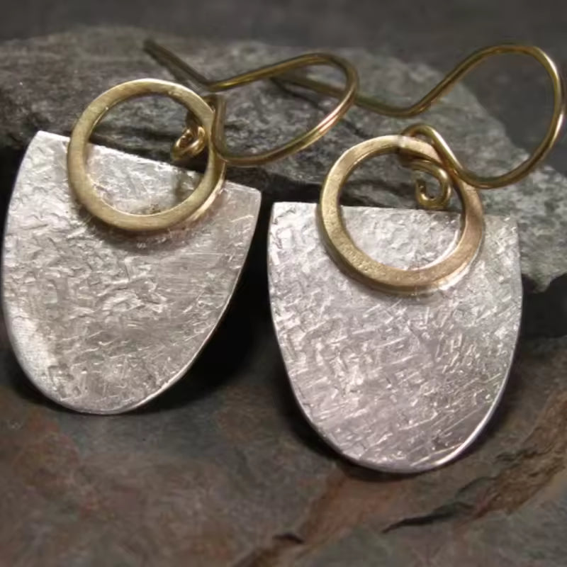Fan-shaped Pendant Earrings