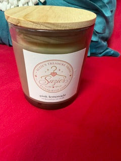 11 oz. Suzie's Signature Candle