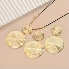 Round Pendant Necklace & Earrings Set